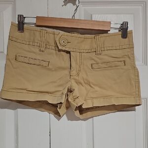 American Eagle Outfitters Stretch Khaki Shorts Size 2